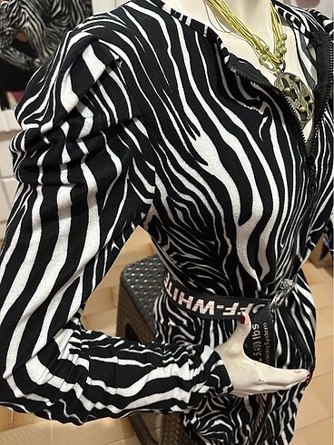 l Beden Zebra elbise