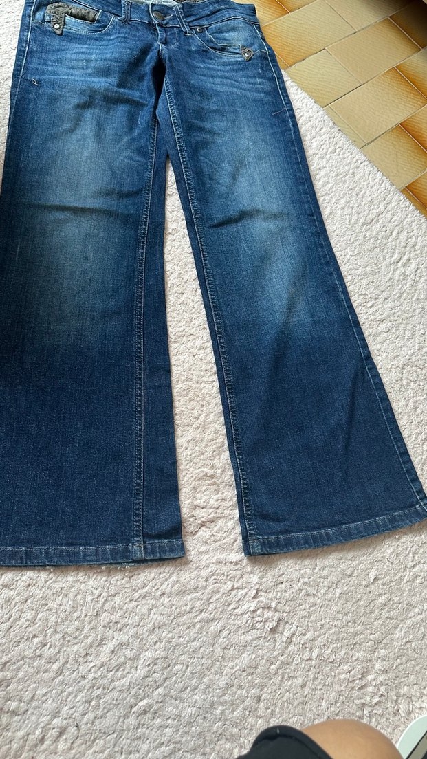 Koyu Mavi Yıkamalı Denim Jean — görsel 2/10