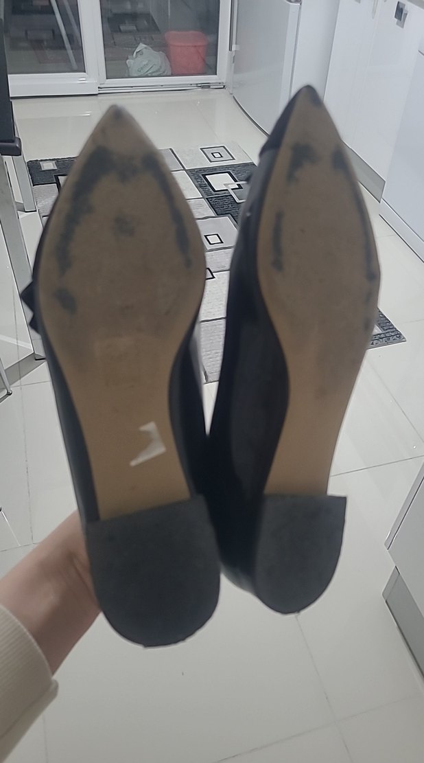 Fiyonklu Babet 40 numara ama 39 a olur - Görsel 2