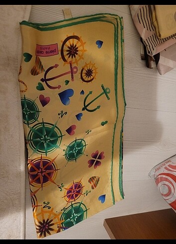 İpek eşarp - Görsel 2