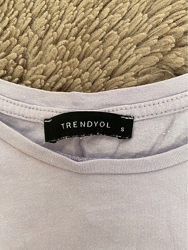 Trendyol & Milla Lila crop