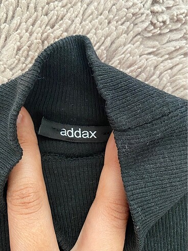 Addax Siyah crop