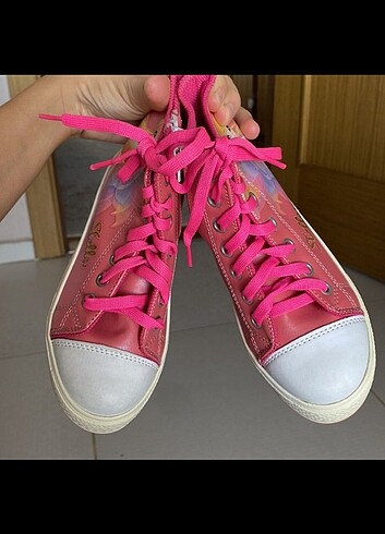Convers