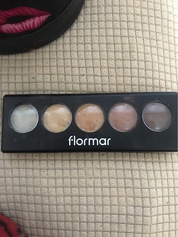 Flormar Flormar ışıltılı göz farı