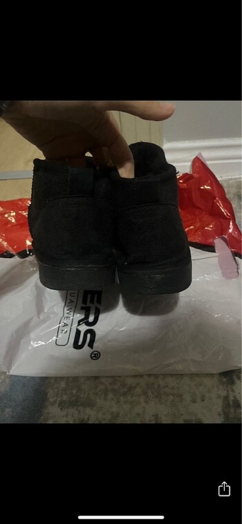 37 Beden Siyah ugg