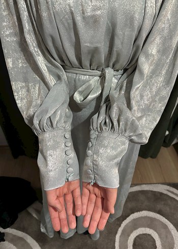 Tesettür abiye MANUKA ışıltılı yeşil elbise abiye - Görsel 4