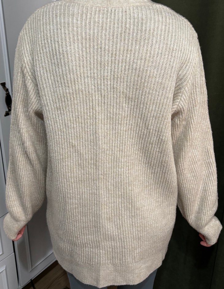 Bej V Yakalı Örgü Kadın Hırka - Görsel 5