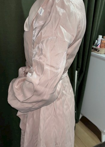 Tesettür abiye Birgül Bektaş Cindy Pudra Parlak Abiye Elbise - Görsel 5