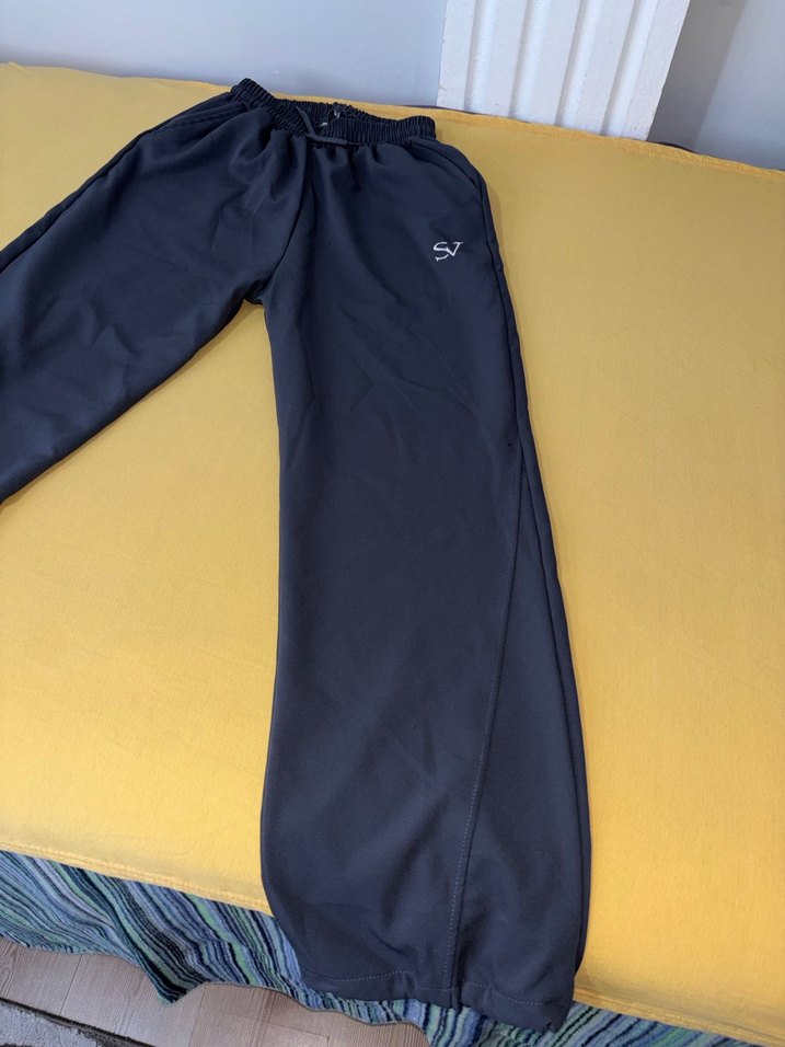 Siyah Kadın Rahat Kesim Eşofman Altı - Görsel 3