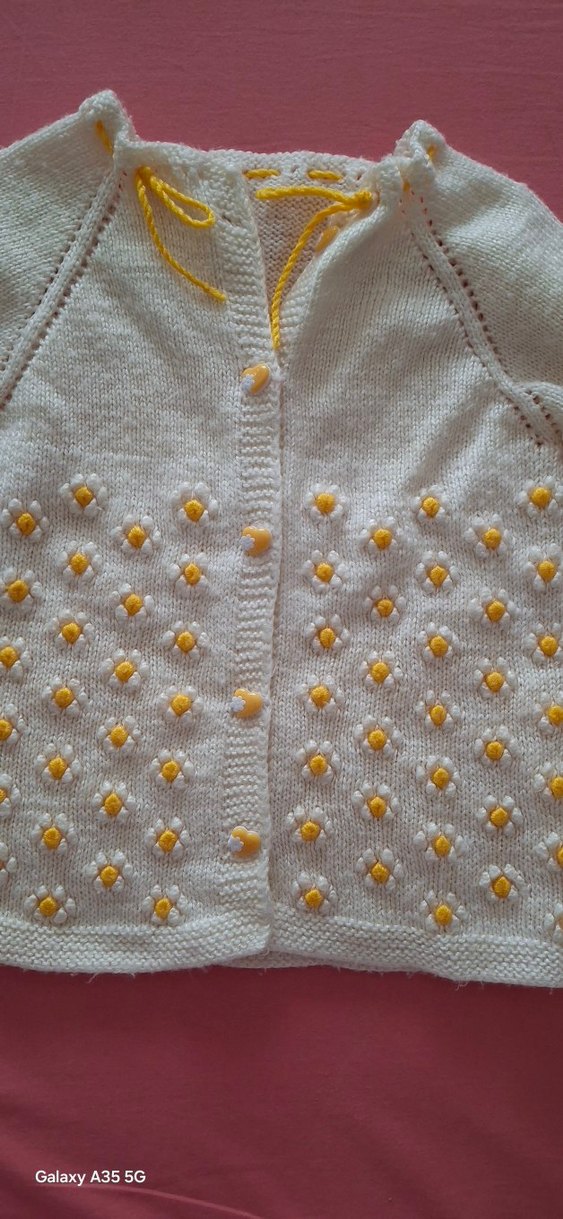 Kız Çocuk Beyaz Nakışlı Triko Hırka - Görsel 4