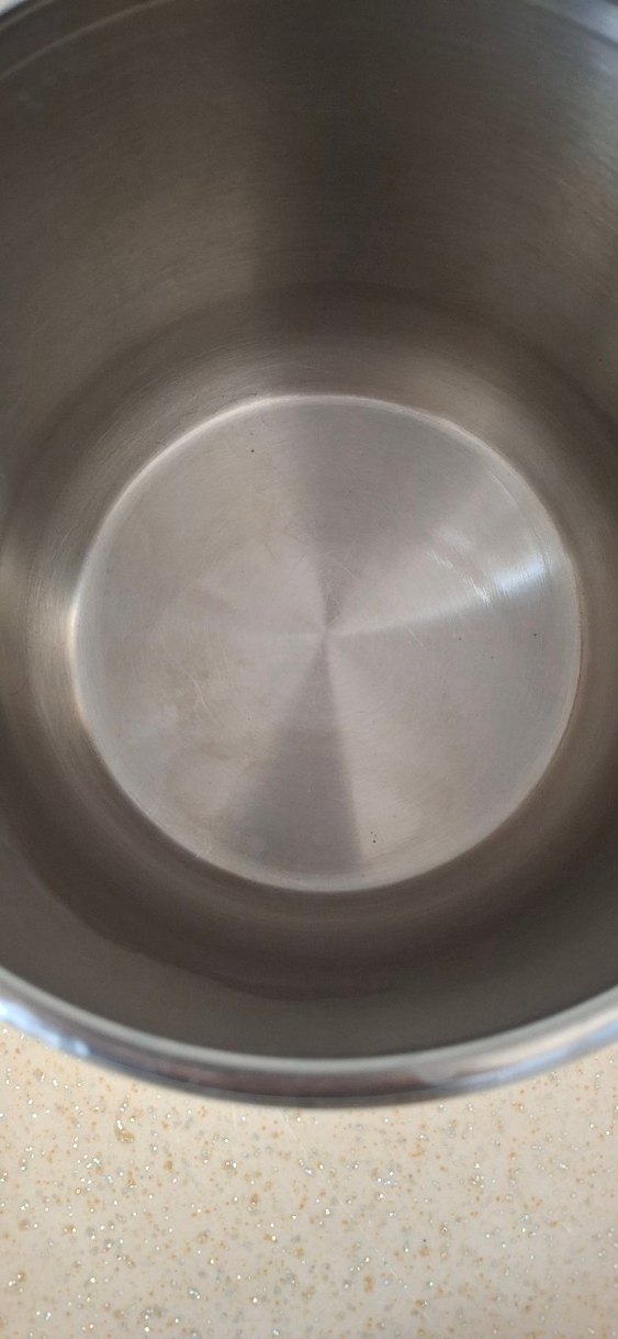 Kırmızı Saplı Düdüklü Tencere - Görsel 3