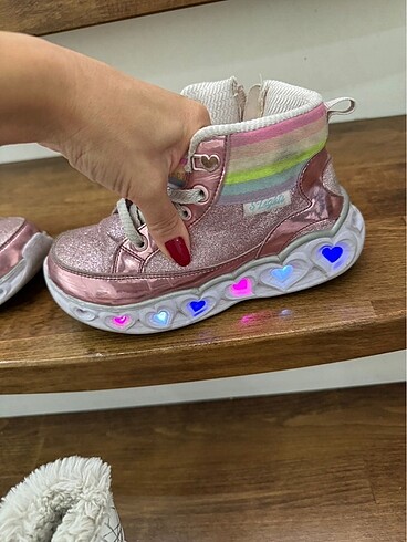 29 Beden çeşitli Renk Skechers Kız Çocuk Bot