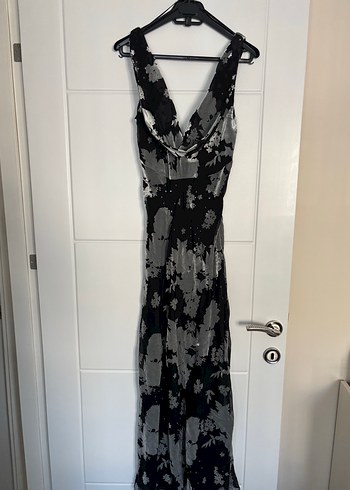 Zara Zara kadife elbise
