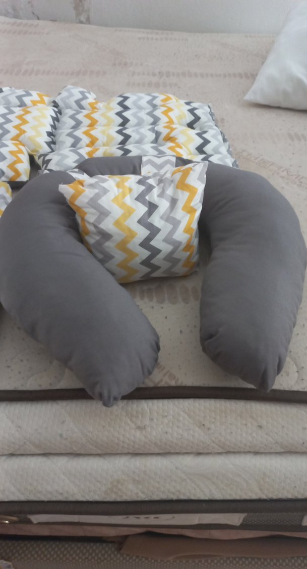 Gri ve Sarı Desenli Emzirme seti - Görsel 3