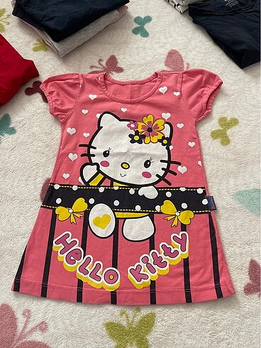 Kız çocuk tshirt hello kitty