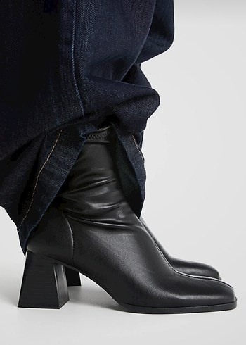 Stradivarius 37