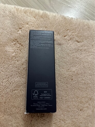 Beden Dior skin glow fondoten