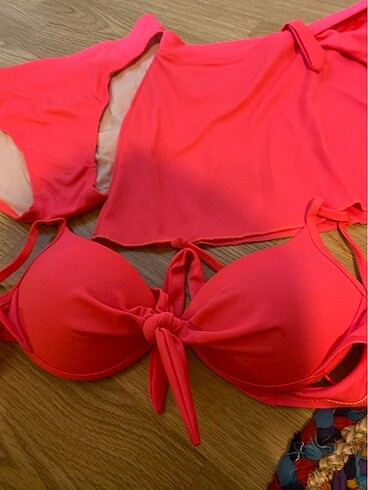 Diğer Bikini