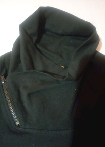 Kızlar için Siyah Pullu Kafatası Baskılı tişört - Görsel 4