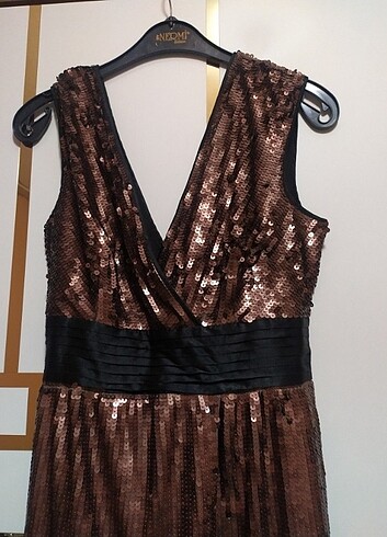 BCBG Maxazria Pullu elbise