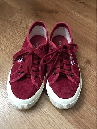 37 Beden bordo Renk Bordo superga spor ayakkabı