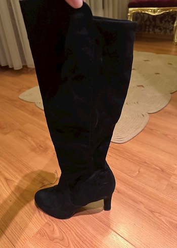 Siyah Süet Tokalı İnce Topuklu Diz Boyu Çizme - Görsel 2