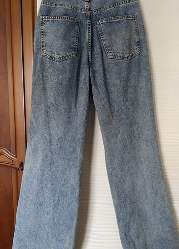 Bol kesim yırtık kot - Görsel 4