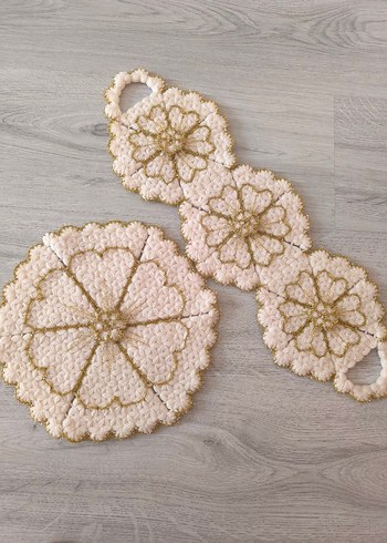 Altıgen ve Çiçek Desenli Örgü Takımı - Görsel 3