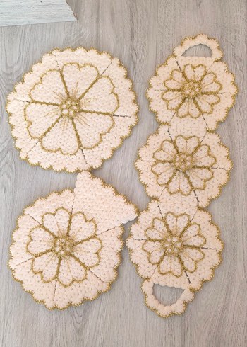 Altıgen ve Çiçek Desenli Örgü Takımı - Görsel 2