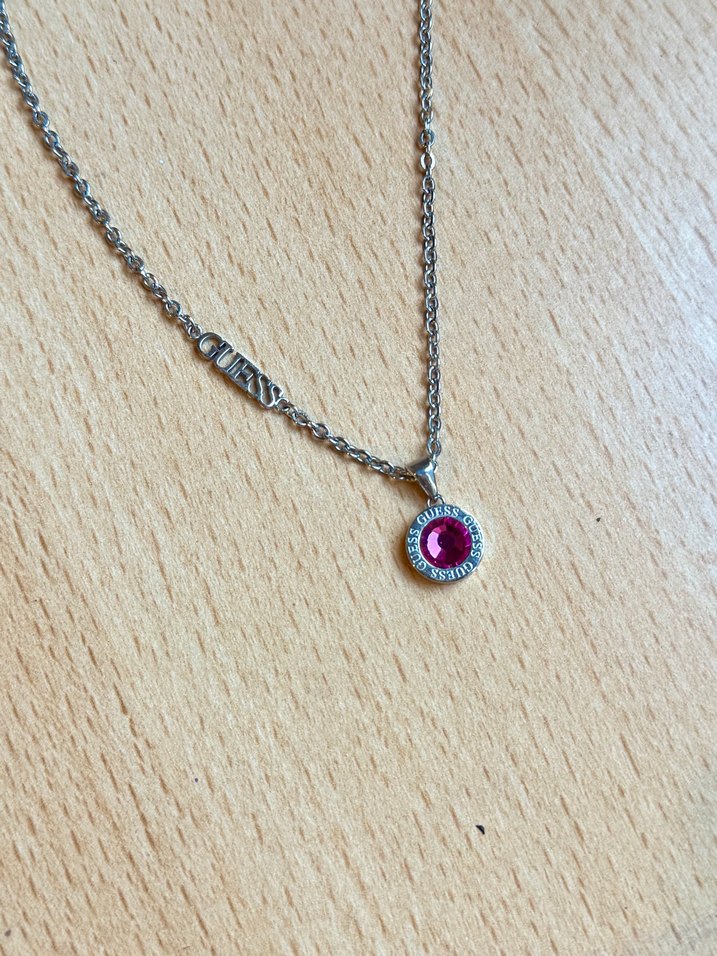 GUESS Renkli Taşlı Gümüş Kolye - Görsel 3