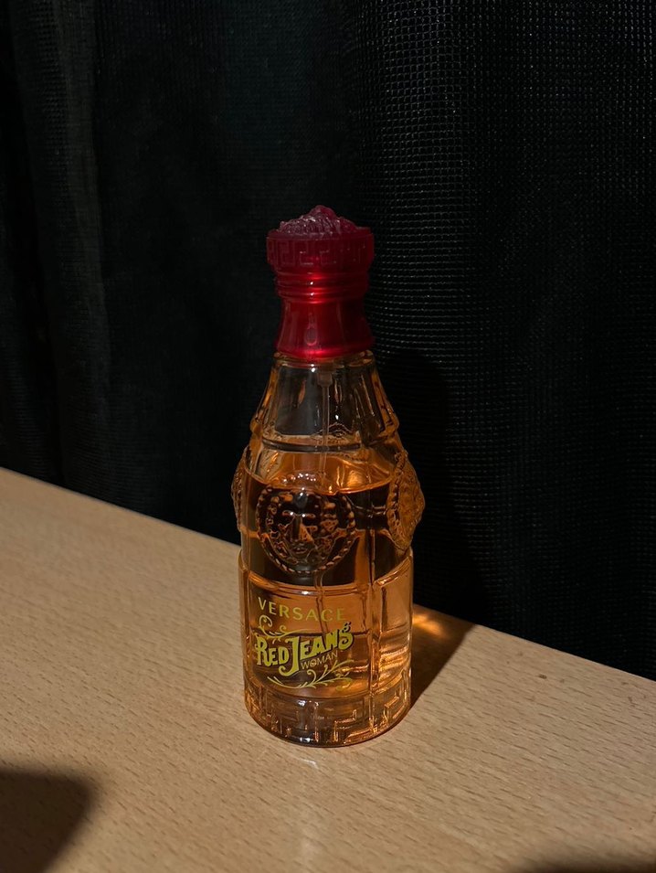 Versace Red Jeans Kadın Parfümü - Görsel 3