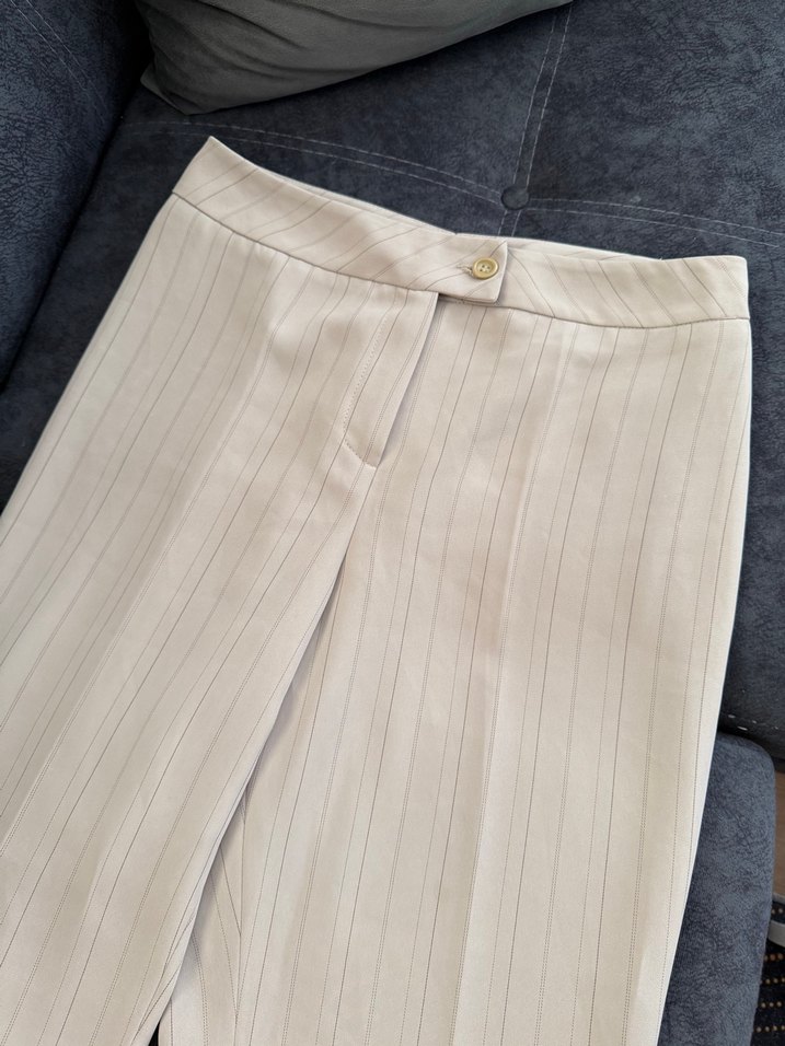 Düğmeli Bej Kadın Kumaş Pantolon - Görsel 3