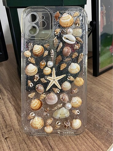 iPhone 11 deniz kabuklu kılıf