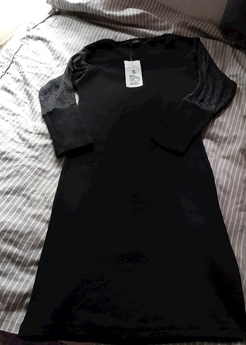 Siyah Uzun Kollu Midi Keten Elbise - Görsel 3