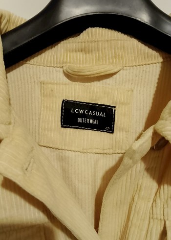 Bej Düğmeli Kadın Keten Ceket - Görsel 3