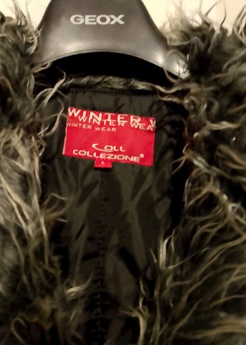 Kürk Detaylı Siyah Uzun Kadın Kaban - Görsel 4