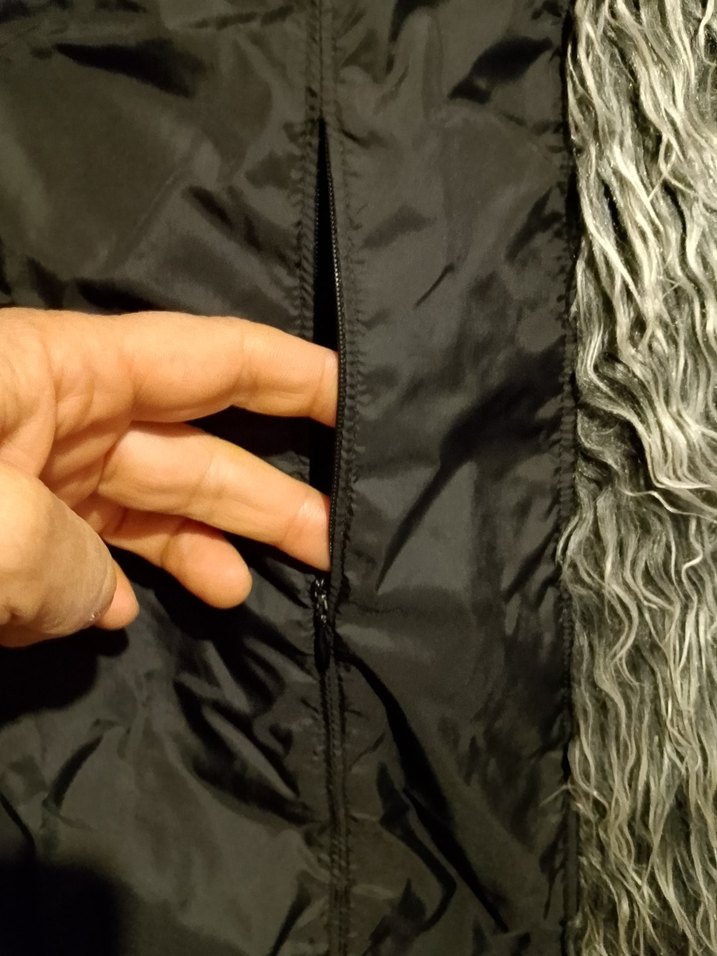 Kürk Detaylı Siyah Uzun Kadın Kaban - Görsel 5