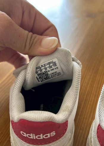 Beyaz Adidas Kız Çocuk Spor Ayakkabı - Görsel 3