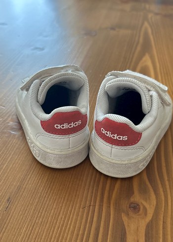 Beyaz Adidas Kız Çocuk Spor Ayakkabı - Görsel 2