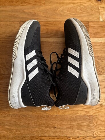 41 Beden Adidas Basketbol Ayakkabısı 41.5 no