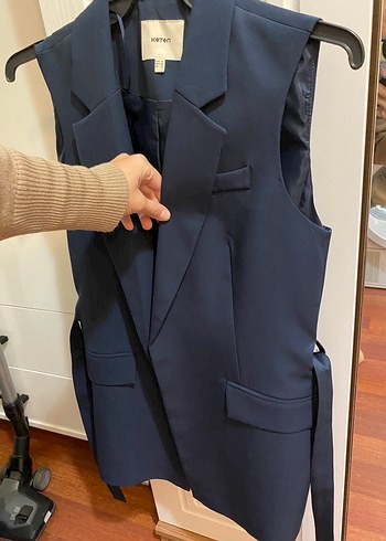 40 Beden lacivert Renk Kolsuz Lacivert Kuşaklı Midi Blazer