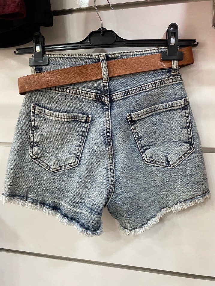 Taşlı Kemerli Kot Şort - Görsel 2