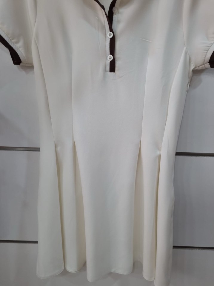 Düğmeli Beyaz V Yaka Mini Elbise - Görsel 2