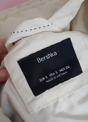 s Beden Bershka mont