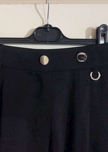 Düğmeli Siyah Kadın Kumaş Pantolon - Görsel 3