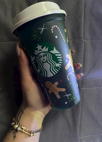Starbucks Yeşil Tatil Temalı Kupa - Görsel 3