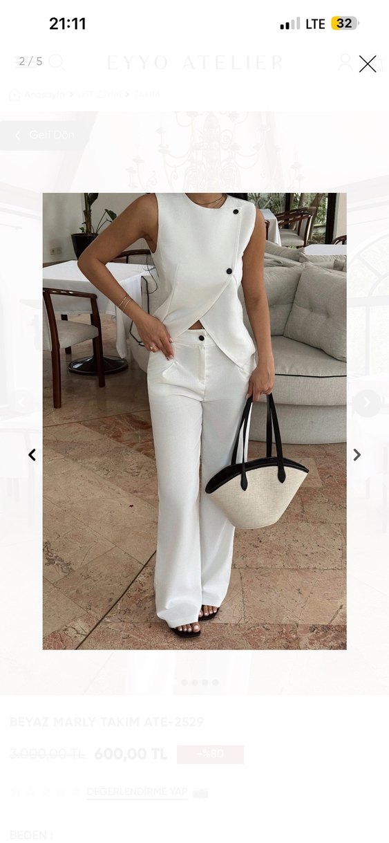 Beyaz Kolsuz Kadın Takım - Görsel 2