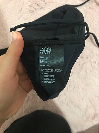 H&M bikini üstü