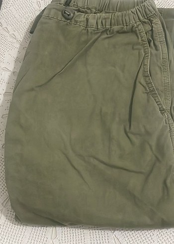 Haki Bol Kesim Fermuarlı Kumaş Pantolon - Görsel 4