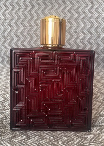 Versace Eros Flame Erkek Parfümü - Görsel 2